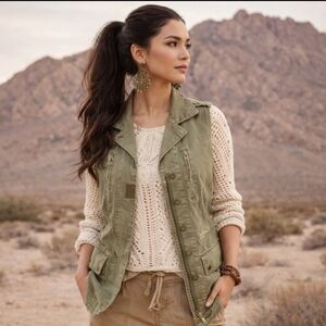 Willow & Clay Women's Military Green Safari Style Gorp Utility Jacket Vest Sz M